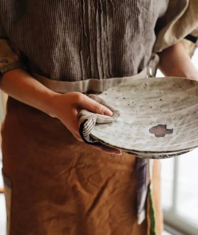 119岁夫妻归隐田园,20年没买过新衣服,却成网