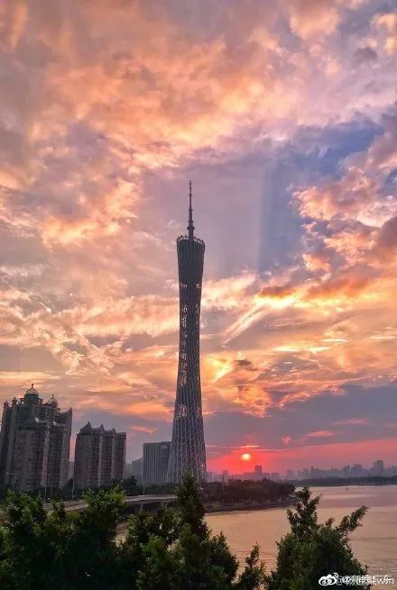 广州最近实在太热啦,不过没想到日出日落可以这么惊艳
