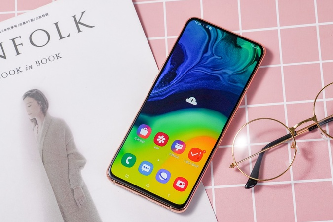 数码达人简评三星A80,多重黑科技引领5G时代