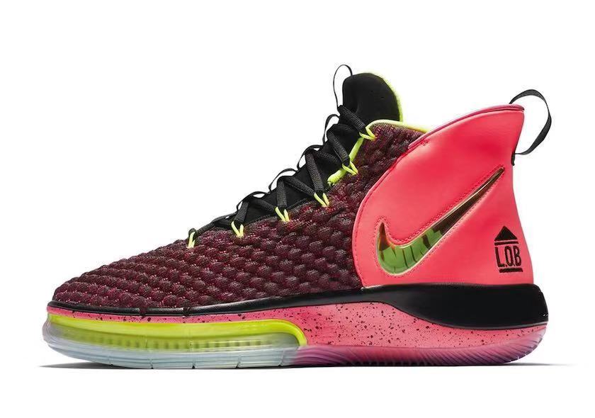 《回到未来2》?Nike 全新篮球鞋 AlphaDunk 新