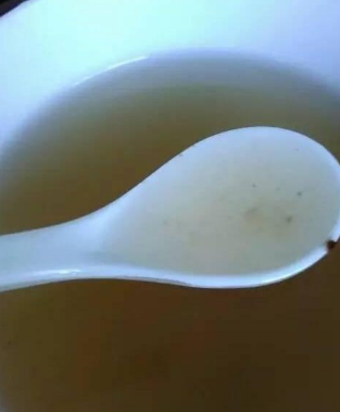                     万能消积方：孩子积食再严重，这碗黄金汤下肚，一口立消百试百灵