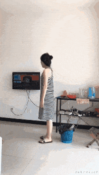 有此姑娘在家, 这个家肯定不会无聊 百乐博体育在线