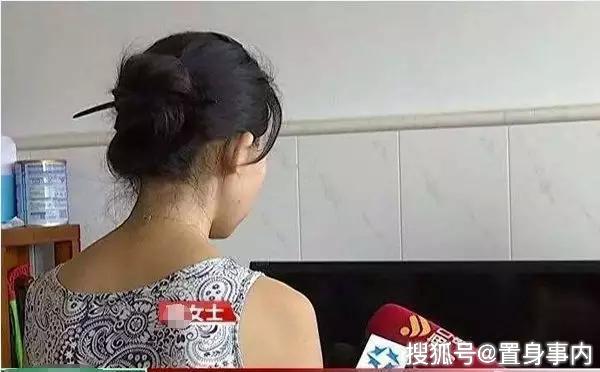                     原创            8岁男孩误食“干燥剂”，机智宝妈一招救了孩子，医生称赞不已