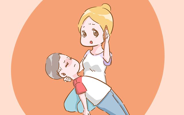                     原创            宝宝中暑怎么办？儿科医生一般不会告诉你的小诀窍，家长快收藏