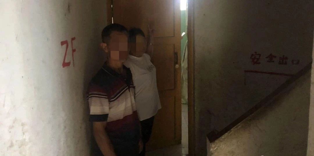 泸州警方扫黄现场视频曝光年龄最大嫖客已70岁