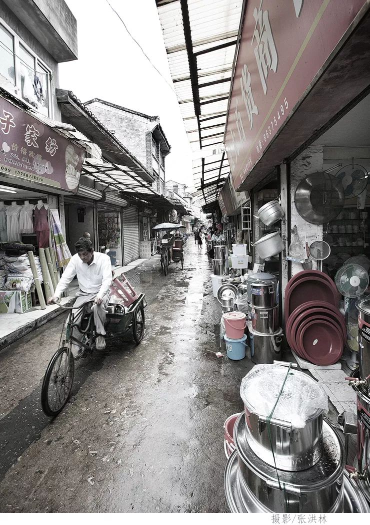 脚下的路叫龙湾…_寺前街