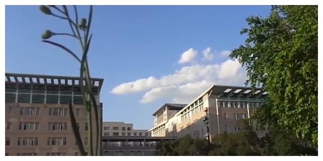 我国面积最大的大学:占地3.3万公顷,相当于458