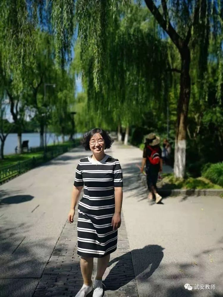 尽管顽强刻苦文化没考上高中重点.2010高中各类还是招生考试年英语杭州市图片