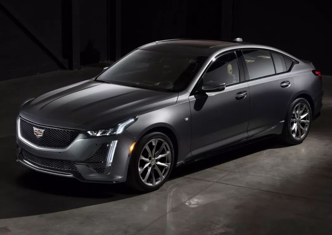 惊艳!性能与优雅融于一身 全新凯迪拉克CT5刷