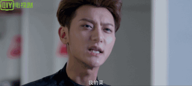 壁咚,摸头杀,强吻,霸道总裁撩妹套路大揭秘!