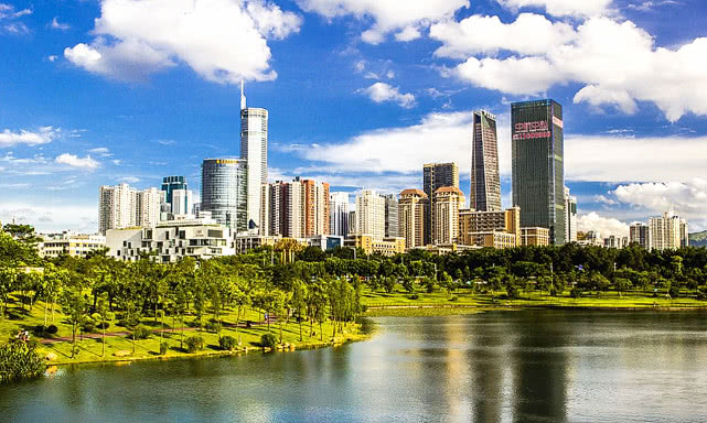 世界上最牛b的城市_创业密度高居全国第一,在深圳营商便捷安心