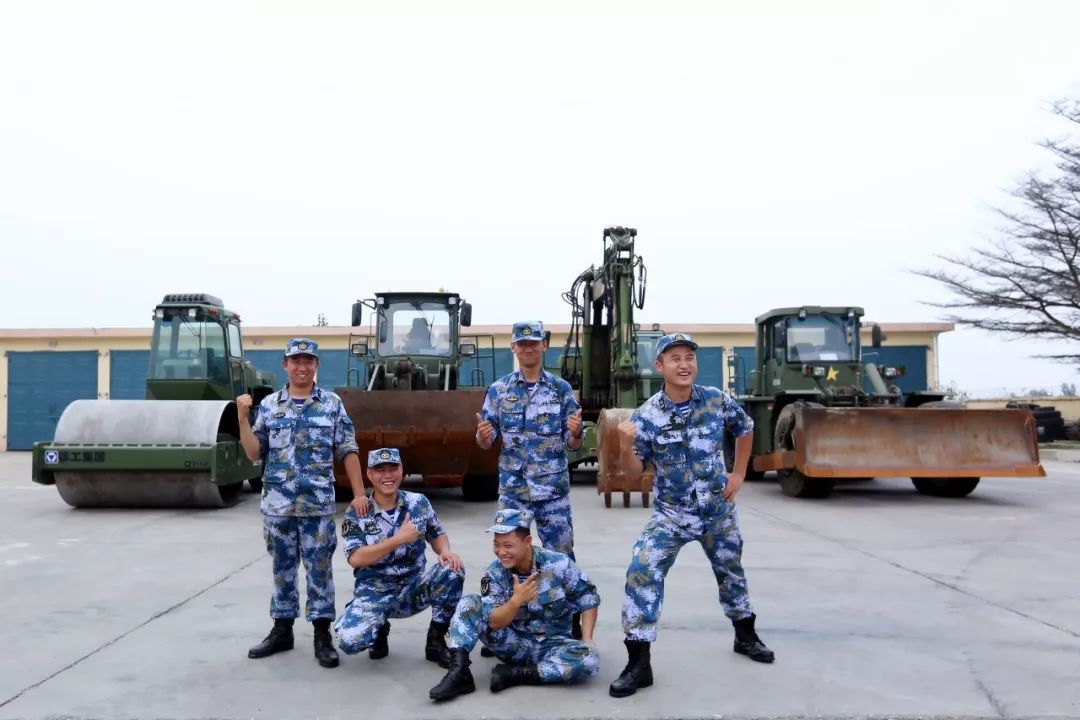 海军航空兵版神秘车展邀你来看