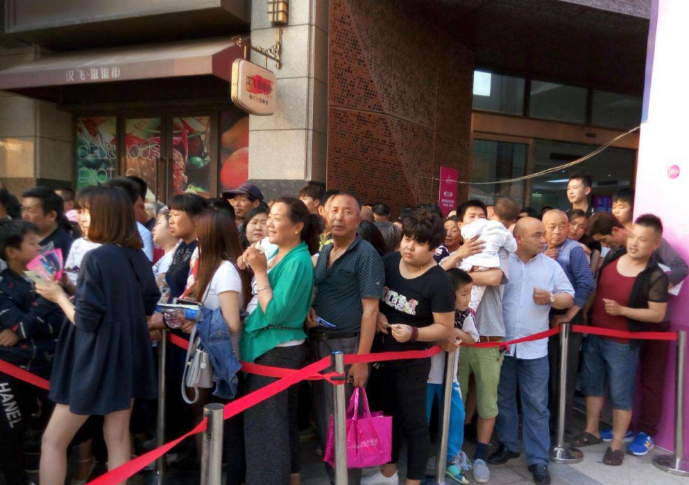樱之海:做餐饮,如何去消化排队人群?