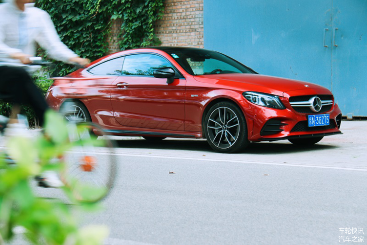 试驾奔驰c43 amg coupe:一台动如脱兔,静如处子的奔驰c级