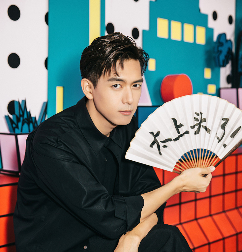 “现”男友穿搭赶紧follow起来,gun神就在你旁边! 白金会手机版