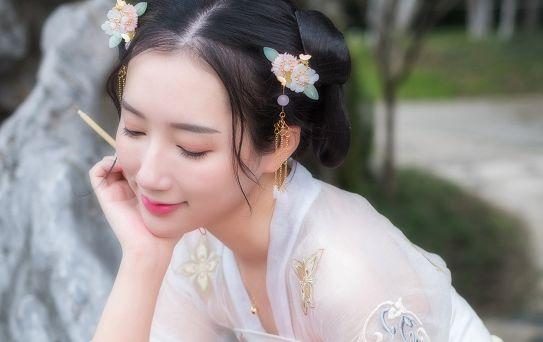 top.1,狮子座:做事雷厉风行白羊座属狗性格特点图片