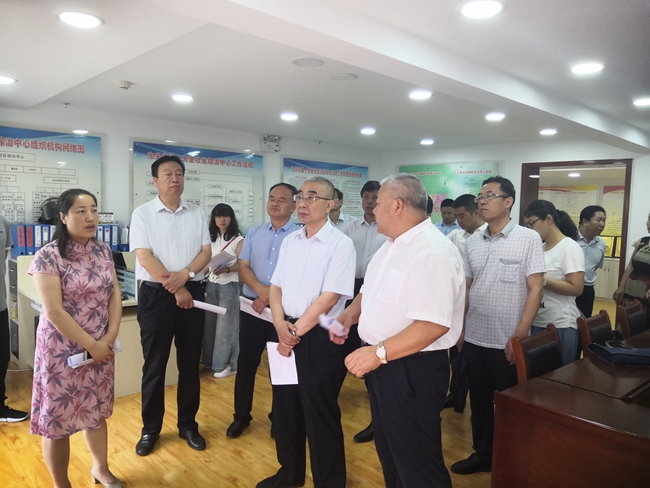 市政法委检查组指导东关街道十方堂社区综治工作