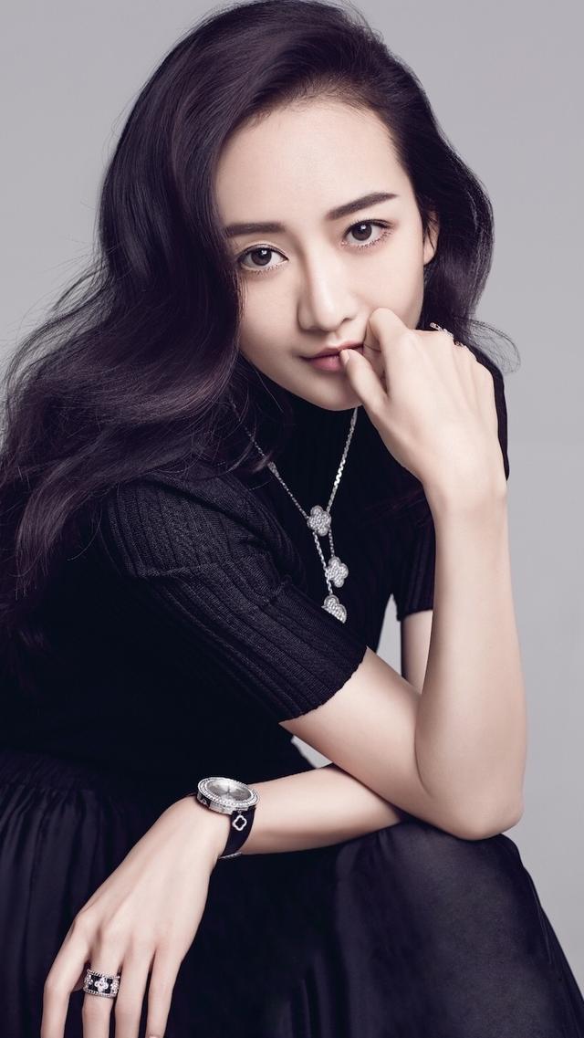 王鸥精美手机壁纸,魅力十足,非常有女人味