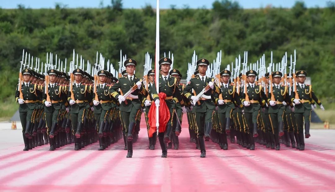 光荣的中国人民解放军