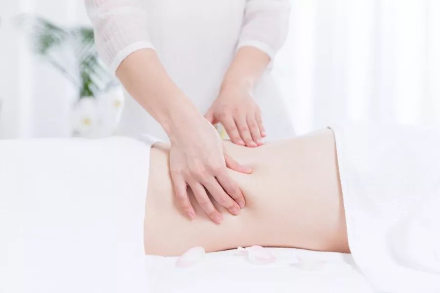 夏天一定要灸透肚子,百病自然远离!