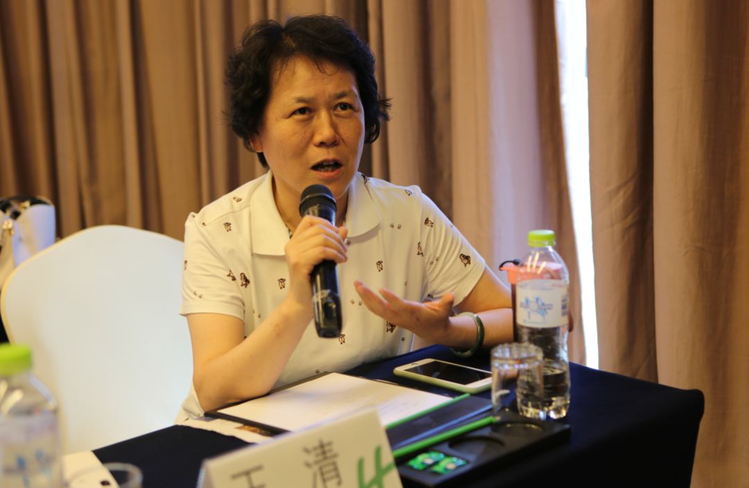 王清教授山东省千佛山医院李健医生侯勃医生褚现明医生褚现明医生主持
