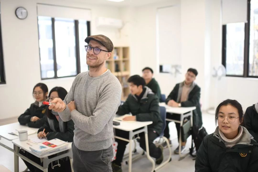 带你走进醉美中式园林育华国际学校体验贵族式学习场景