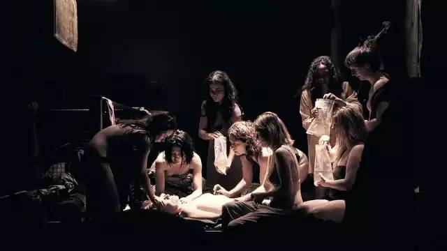 荐书 | 在豆瓣9.0反乌托邦神作里,让自己失明一