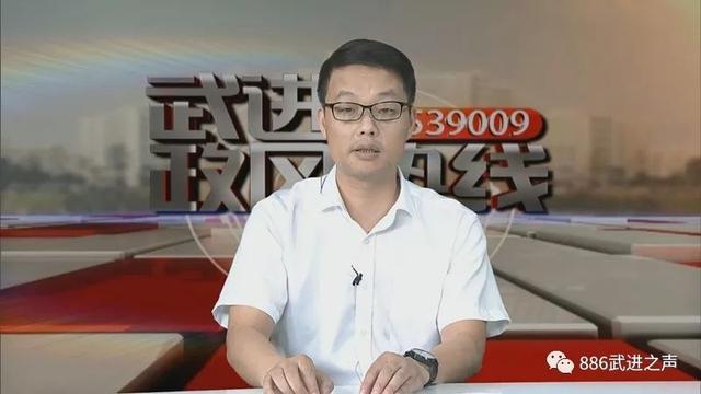 礼嘉镇政府副镇长 何庆伟