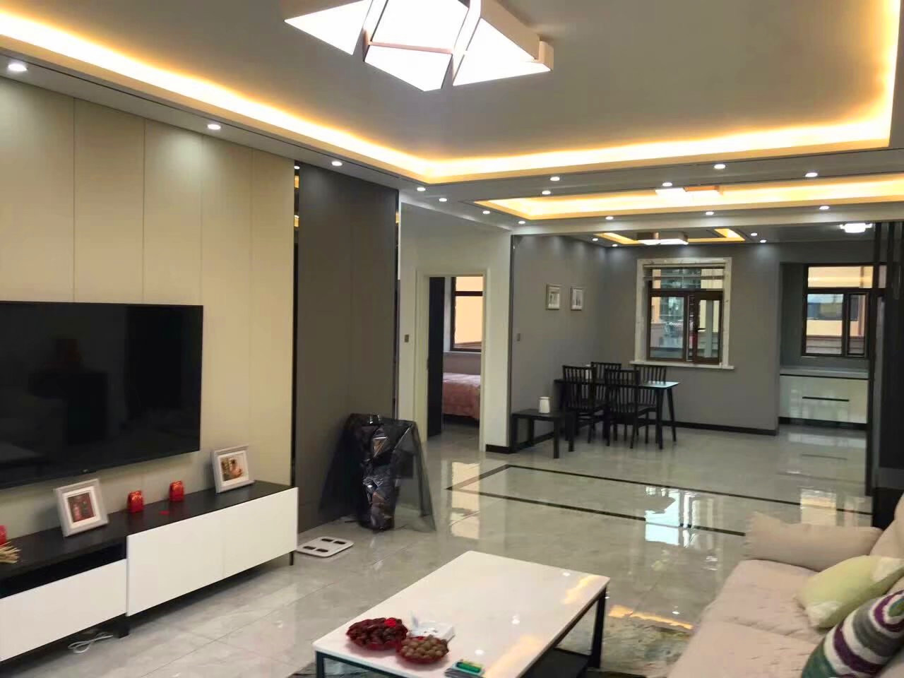 设计公司装修房子靠谱吗 a6e9dd5db160486499a74ff050949f97.jpeg