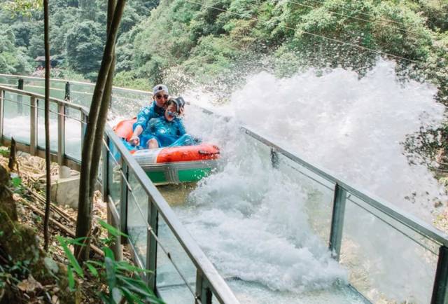 浙江电视台旅游指南带你纵情龙湾潭打卡超热门的网红同款