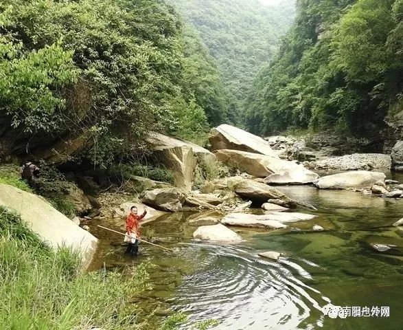 周日一天军旅班河如少女般原始的神秘峡谷这个周末去瞅瞅