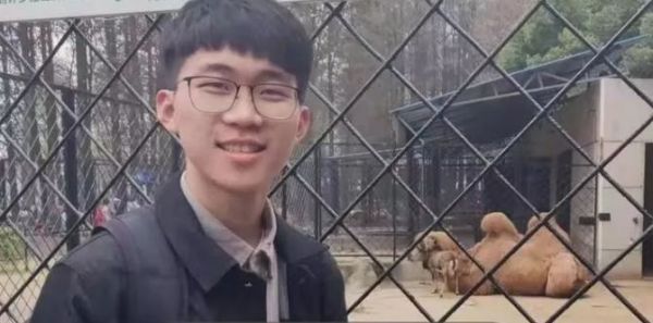 揪心!华中科技大学大二学生遭雷击心跳停止3小时,急需全身换血!同济医生紧急赶去 乐虎国际在线客服