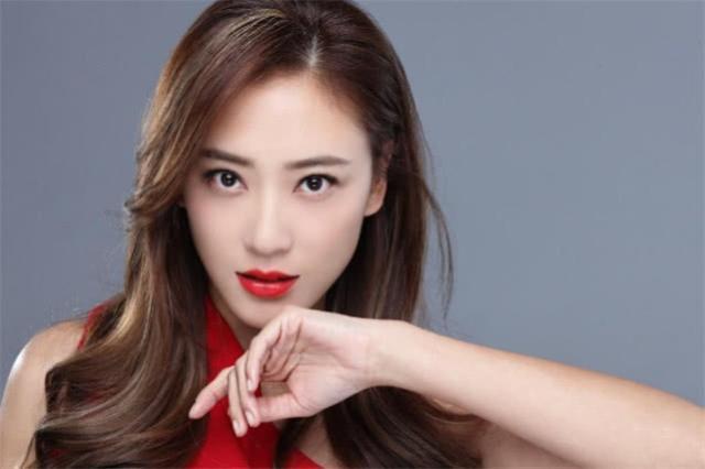 日本籍中国明星女演员 c26b7aa68c4d4f7eb5817ff6eb525cfa.jpeg