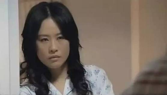 最美小三街头被打,竟拿原配的钱去整容?所以说