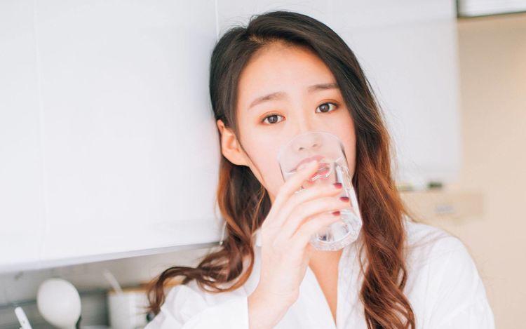 干净利落的女人 ee523e61adc24eeeaf987a1982529e48.jpeg