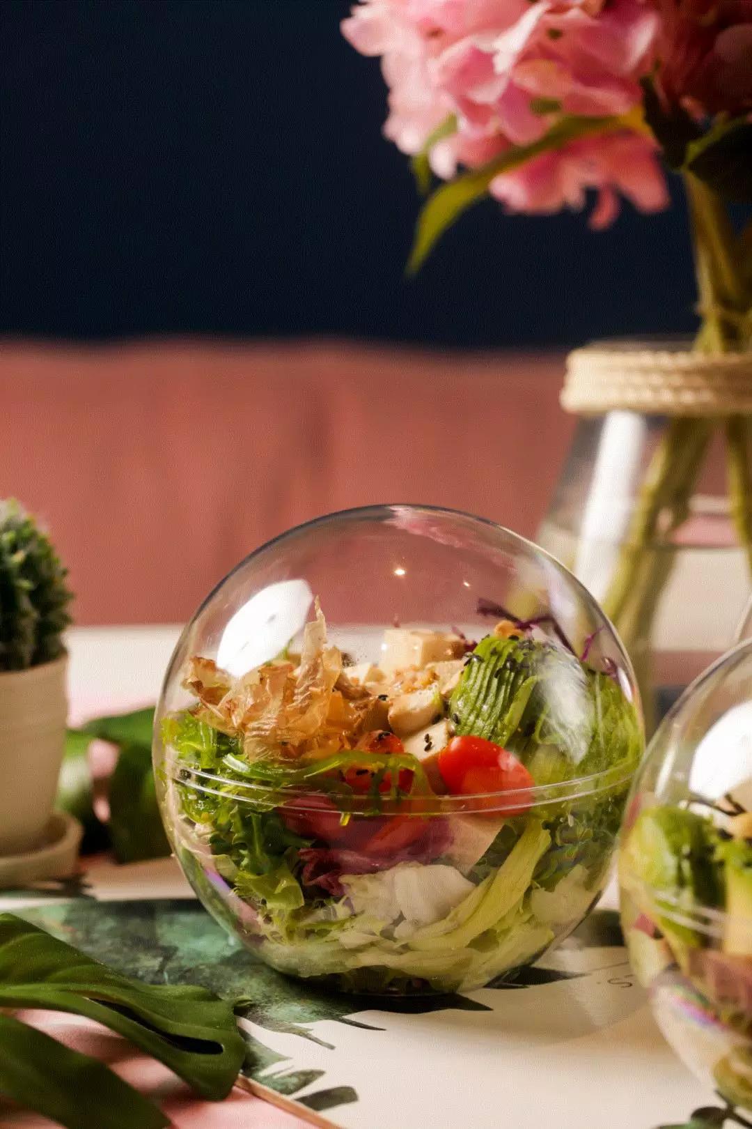 POKE波奇饭推崇的健康轻食理念-新伊吉轻食