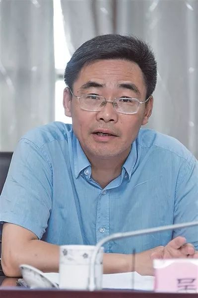 宾嘉期本本期港城会客厅我们一起来探讨吧—如何更好地推动港城非遗