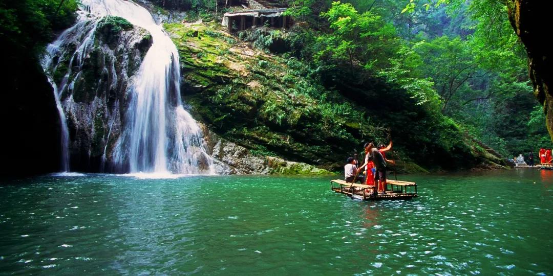 【陕西旅游攻略】山水掩映,峡谷漂流,陕南这处生态王国很适合纳凉避暑