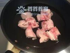 猪脚炖什么催奶最快 f5da5f70948d41efb69d1df3d0589e23.jpeg
