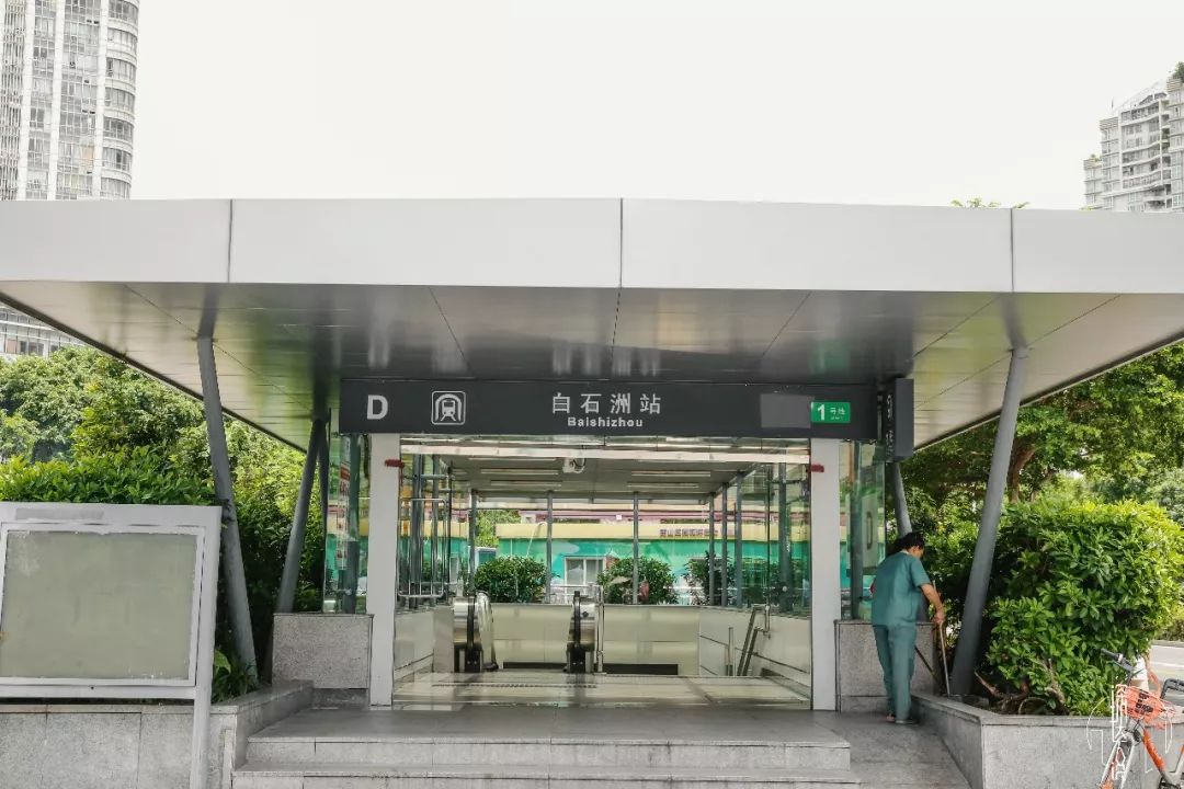 网红打工游戏《白石洲往事》,残忍揭露深圳人的生活