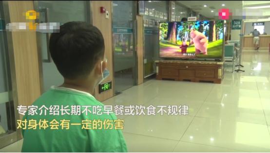                     心疼！8岁男童不吃早饭上学，全身蔓延性白斑，只为了多睡几分钟