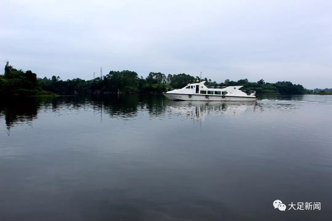 为维护玉滩水库"水清岸净景美" 大足是这样干的