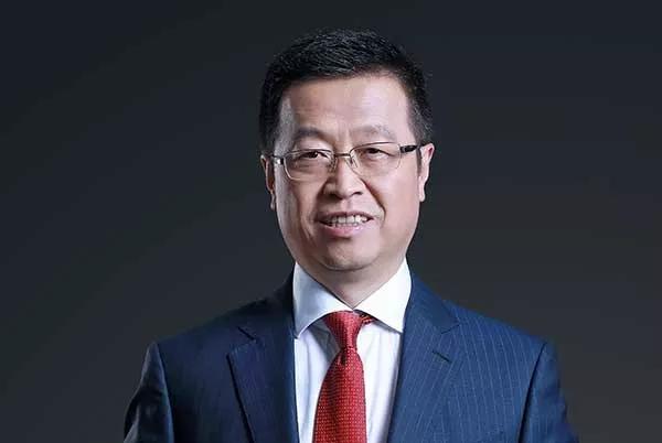 华宝基金总经理黄小薏以及银河基金董事长刘立达进行了专访,探寻公募