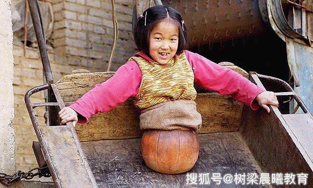19年过去了,当初那个感动中国的“篮球女孩”,如今怎么样了 胜博发手机平台