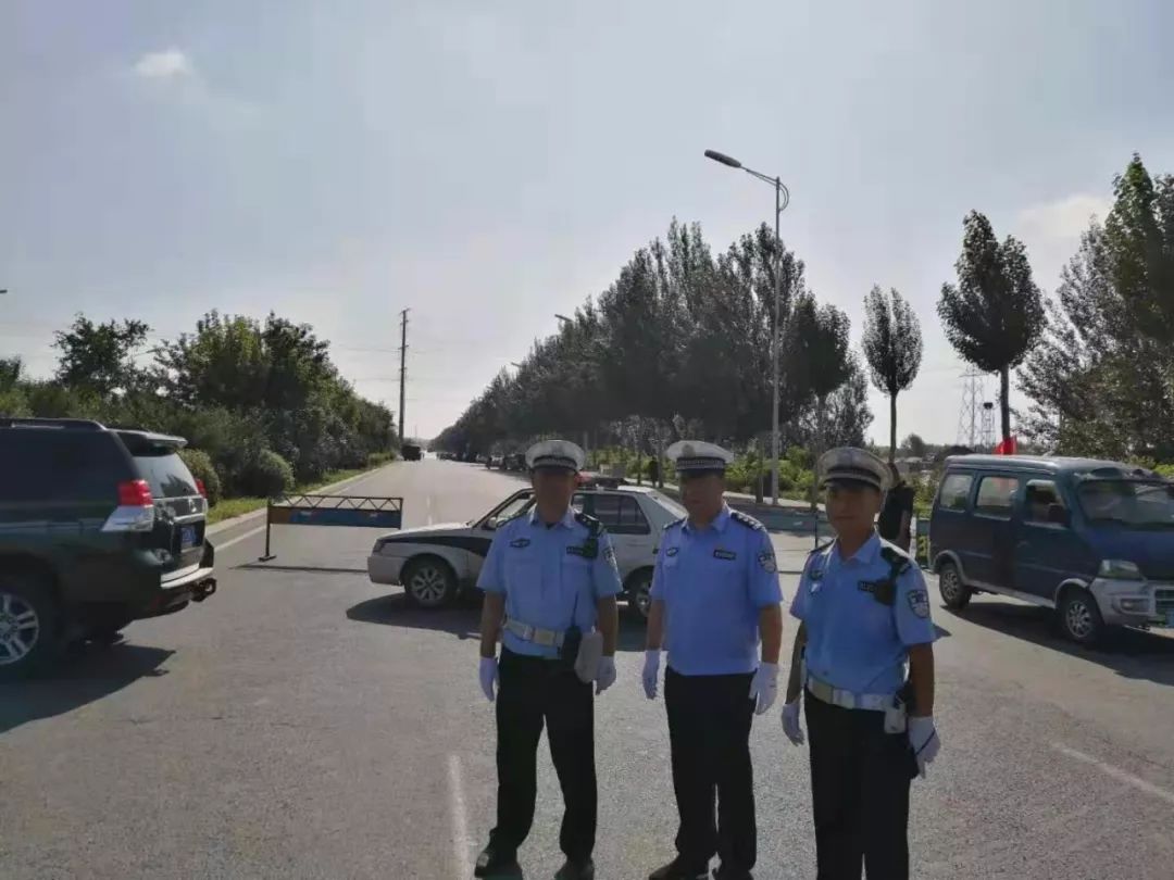 交警部门提示驾驶人,有由哈市去往阿城方向的车辆请从哈尔滨环城高速
