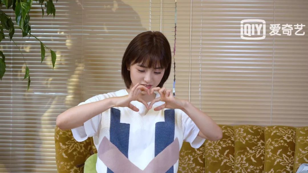 爱撩专访 × 沈月 | 耿直的段子手最撩人