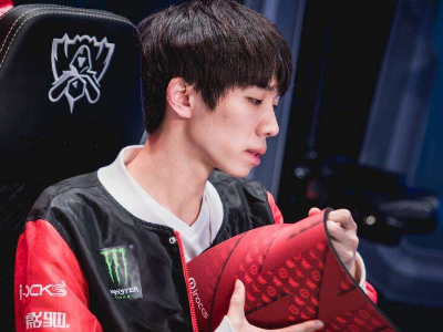 LGD全名叫老干爹战队,WE叫TEAM WE,那ED