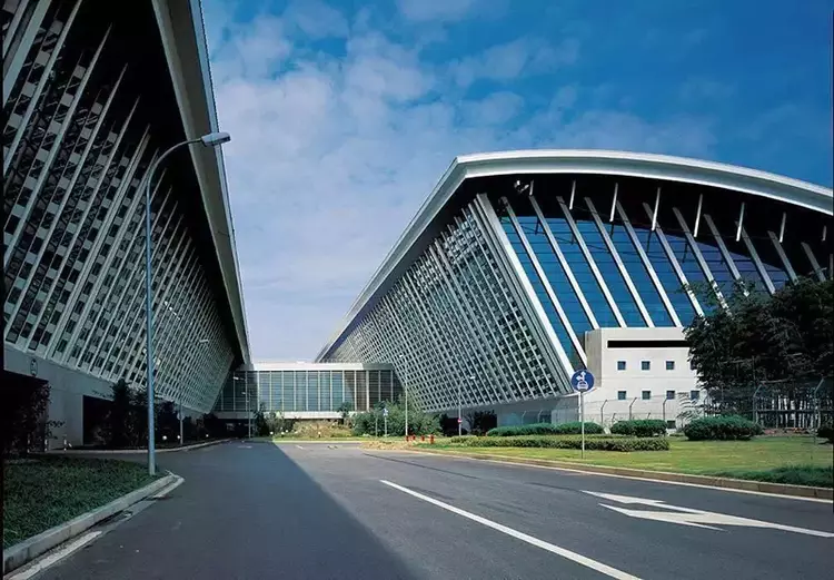 江湾机场跑道全貌与大场机场类似,江湾机场亦是侵华日军最初开辟的.