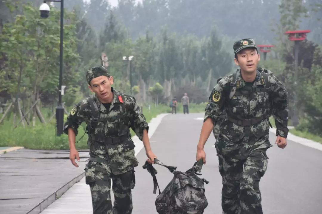 八一献礼直击武警四平支队后勤专业兵实战化比武超燃现场