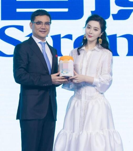 范冰冰近照妆容精致状态好,为复出竟接奶粉代言 必发888老虎登陆